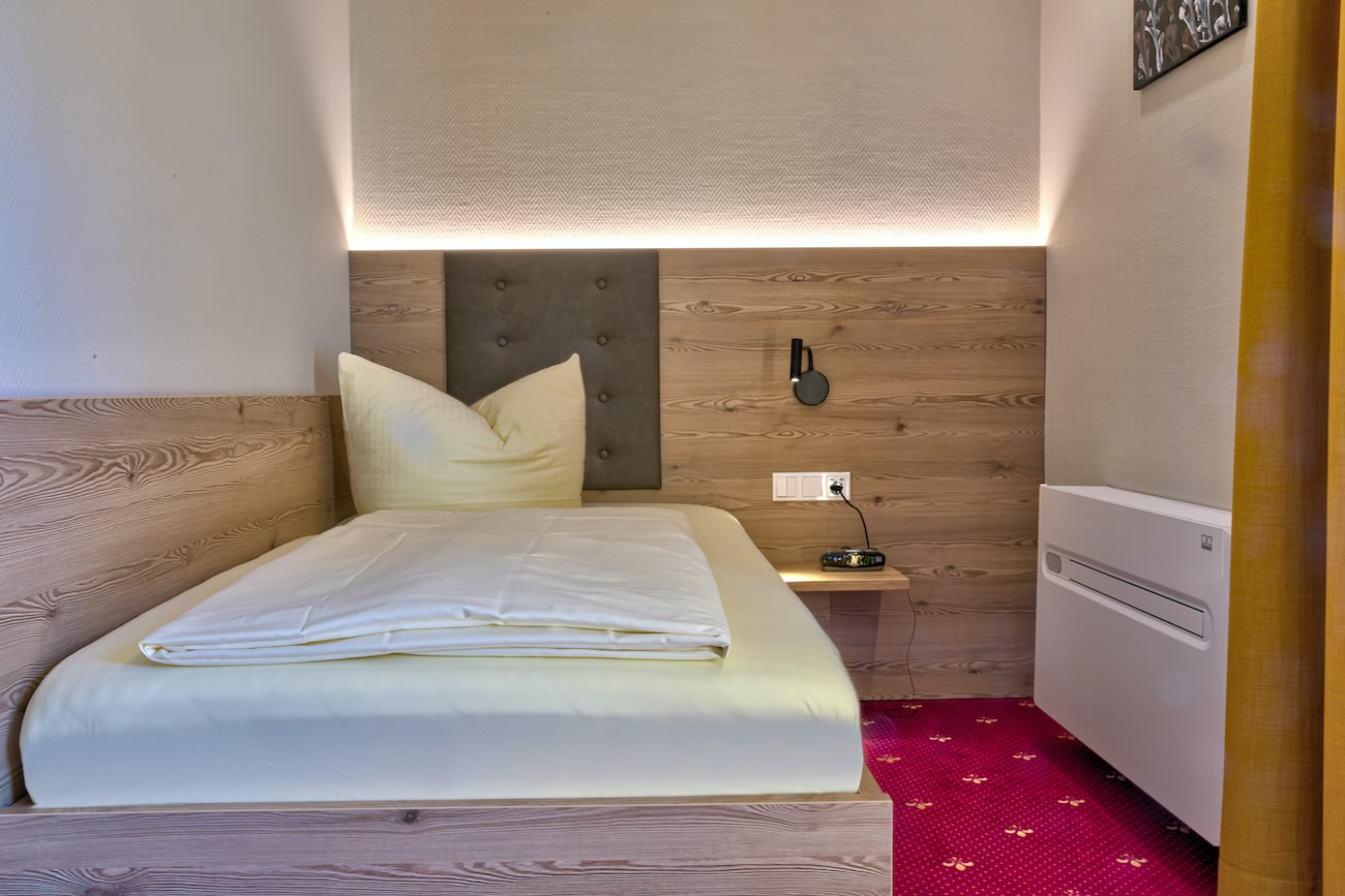 Hotel Zur Schmiede - Zimmer Einzelzimmer Bett (Ansicht 1)